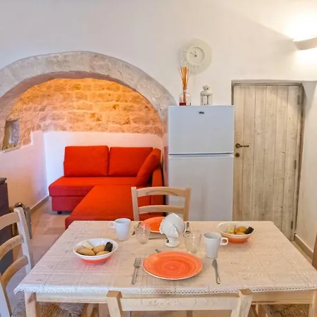 Dom wakacyjny I Trulli Di Ginevra *