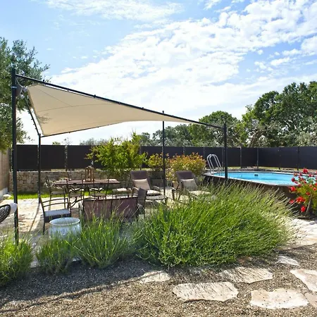 I Trulli Di Ginevra Дом отдыха